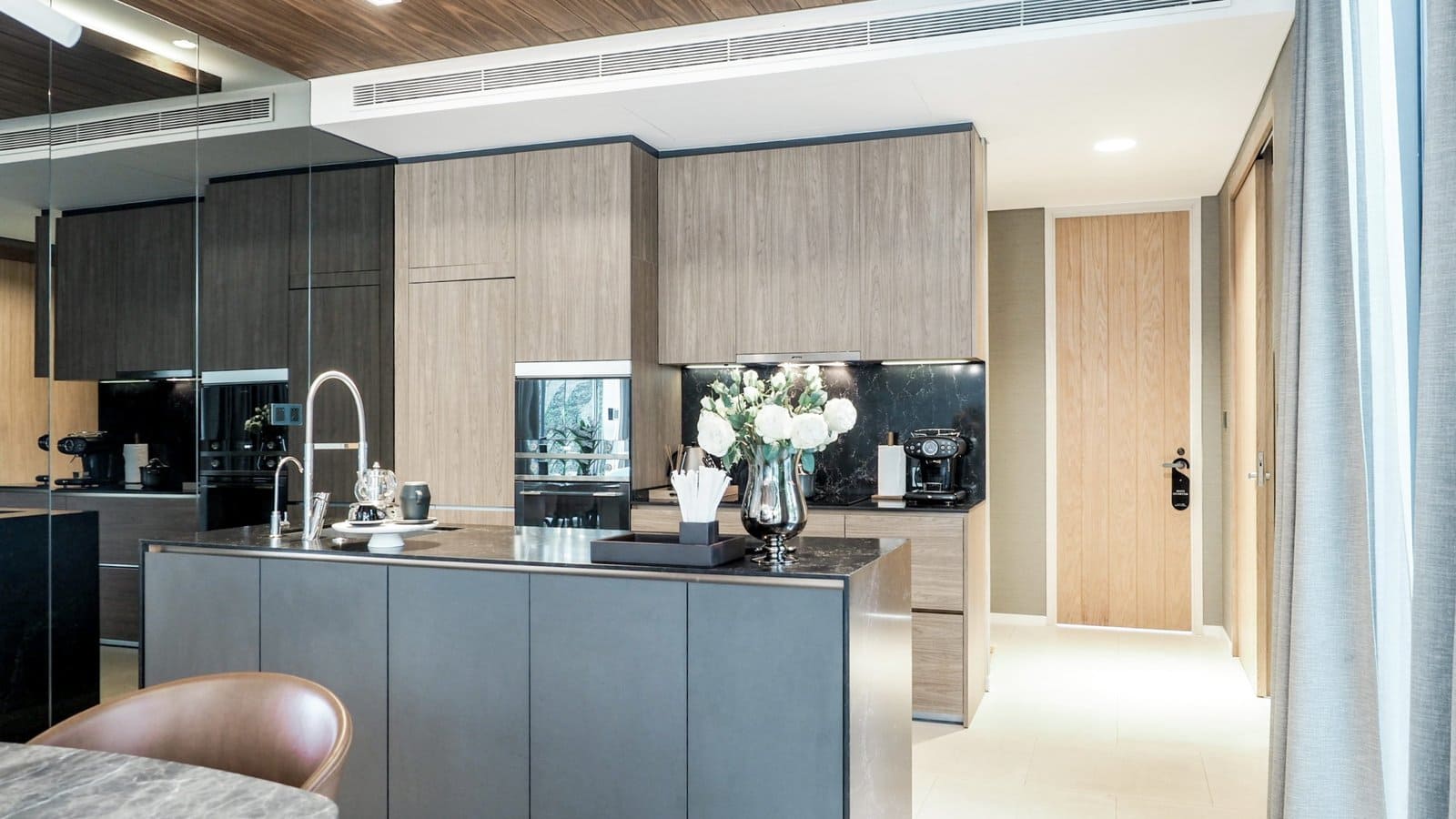 2 bedrooms Condominium in Anil Sathorn 12 No. 11015